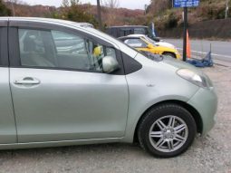 TOYOTA VITZ F 2006 full