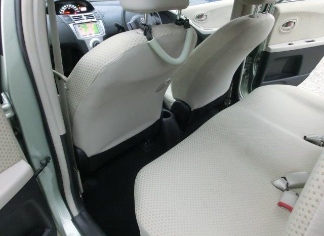 TOYOTA VITZ F 2006 full