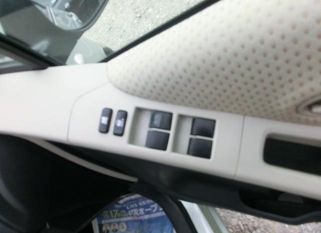 TOYOTA VITZ F 2006 full