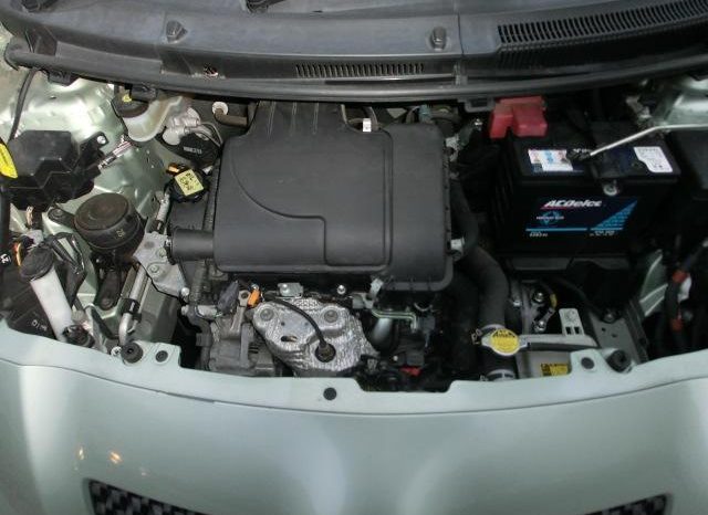 TOYOTA VITZ F 2006 full