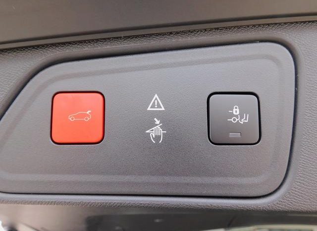 PEUGEOT 3008 GT BLUE HDI 2019 full