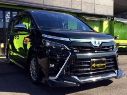 TOYOTA VOXY HYBRID ZS KIRAMEKI II 2019 full