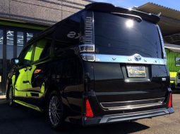 TOYOTA VOXY HYBRID ZS KIRAMEKI II 2019 full