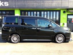 TOYOTA VOXY HYBRID ZS KIRAMEKI II 2019 full