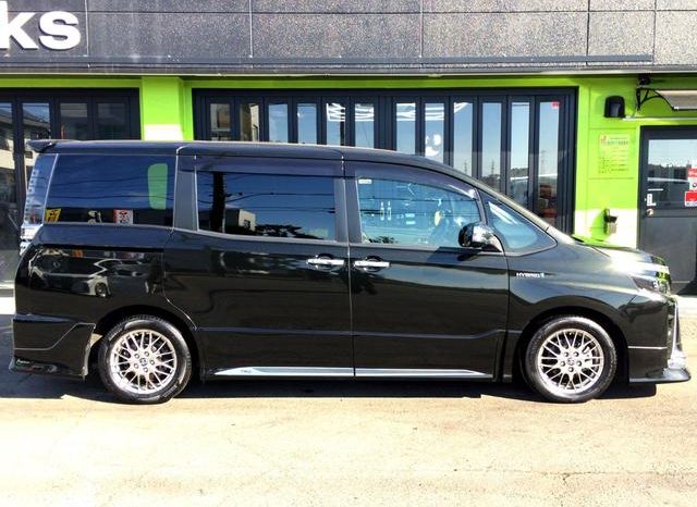 TOYOTA VOXY HYBRID ZS KIRAMEKI II 2019 full