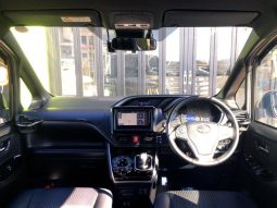 TOYOTA VOXY HYBRID ZS KIRAMEKI II 2019 full