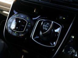 TOYOTA VOXY HYBRID ZS KIRAMEKI II 2019 full