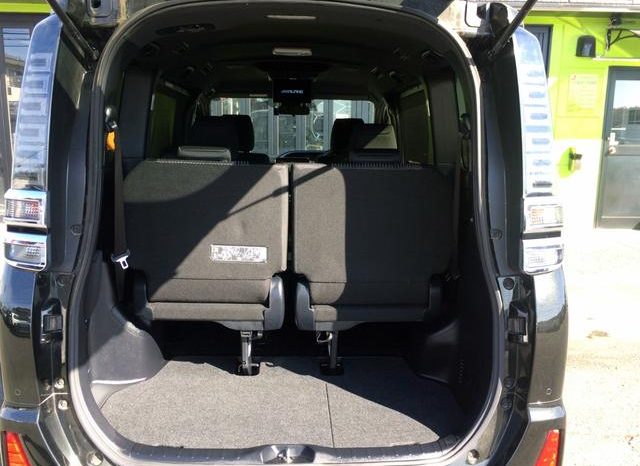 TOYOTA VOXY HYBRID ZS KIRAMEKI II 2019 full