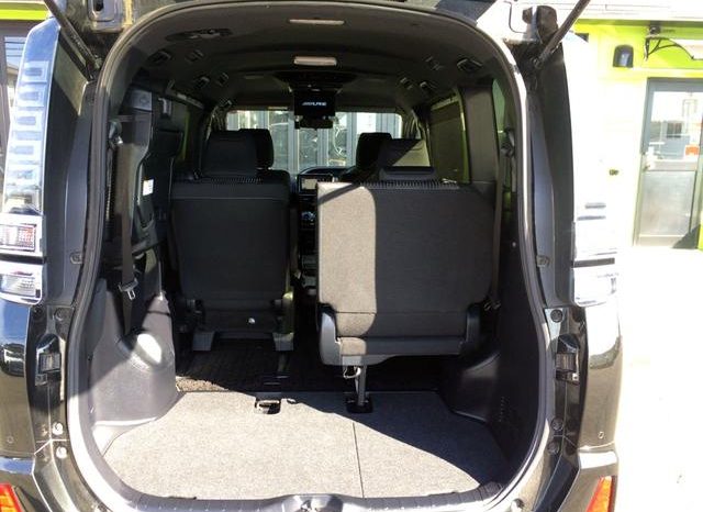 TOYOTA VOXY HYBRID ZS KIRAMEKI II 2019 full