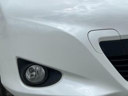 TOYOTA VITZ F 2011 full