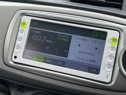 TOYOTA VITZ F 2011 full