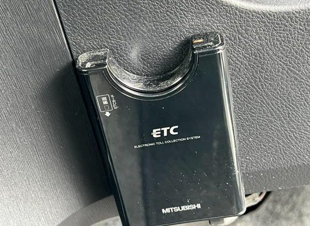 TOYOTA VITZ F 2011 full