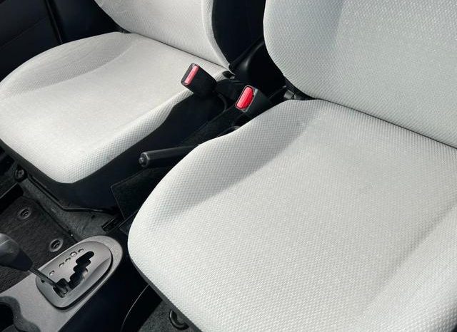 TOYOTA VITZ F 2011 full