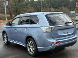 MITSUBISHI OUTLANDER PHEV G NAVI PACKAGE 2014 full