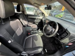MITSUBISHI OUTLANDER PHEV G NAVI PACKAGE 2014 full