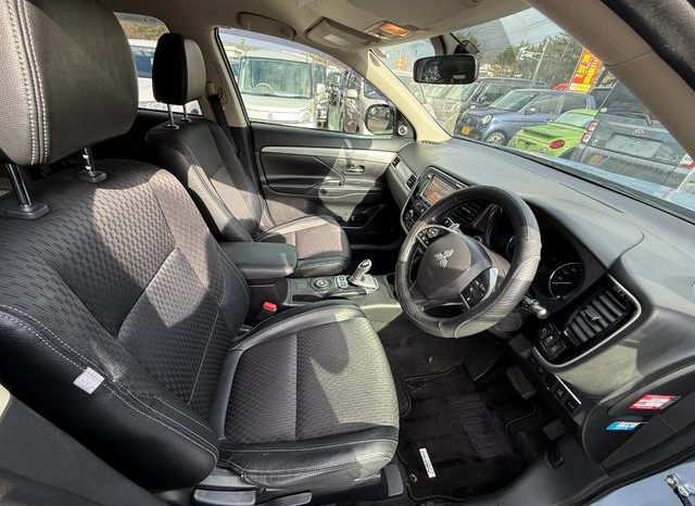 MITSUBISHI OUTLANDER PHEV G NAVI PACKAGE 2014 full