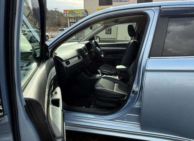 MITSUBISHI OUTLANDER PHEV G NAVI PACKAGE 2014 full