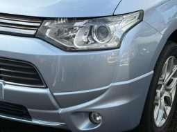 MITSUBISHI OUTLANDER PHEV G NAVI PACKAGE 2014 full