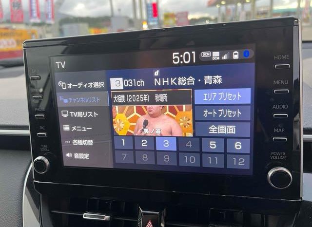 TOYOTA COROLLA CROSS HYBRID Z 2021 full