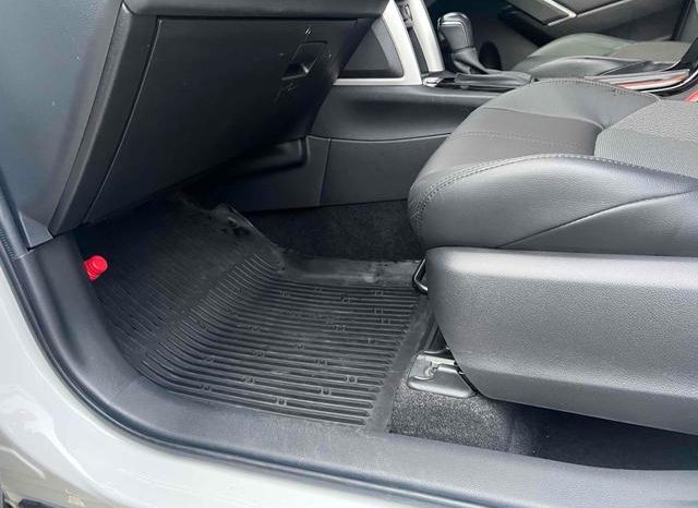 TOYOTA COROLLA CROSS HYBRID Z 2021 full