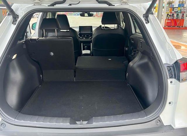 TOYOTA COROLLA CROSS HYBRID Z 2021 full