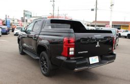 MITSUBISHI TRITON GSR 2024 full