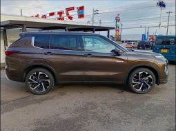 MITSUBISHI OUTLANDER PHEV P 2022 full