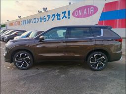 MITSUBISHI OUTLANDER PHEV P 2022 full