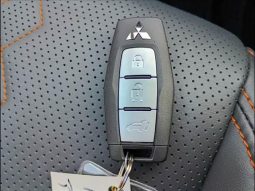 MITSUBISHI OUTLANDER PHEV P 2022 full