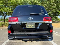 TOYOTA LAND CRUISER AX 2018 full
