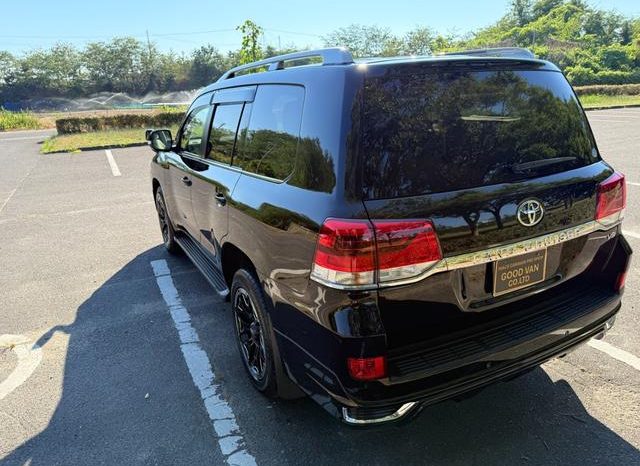 TOYOTA LAND CRUISER AX 2018 full