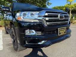 TOYOTA LAND CRUISER AX 2018 full