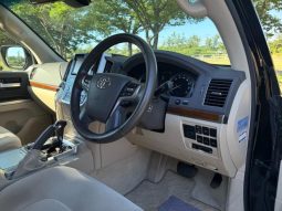 TOYOTA LAND CRUISER AX 2018 full