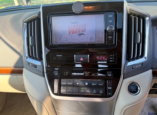 TOYOTA LAND CRUISER AX 2018 full