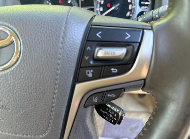 TOYOTA LAND CRUISER AX 2018 full