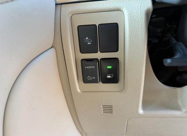 TOYOTA LAND CRUISER AX 2018 full