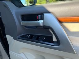 TOYOTA LAND CRUISER AX 2018 full