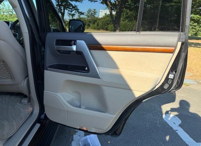 TOYOTA LAND CRUISER AX 2018 full