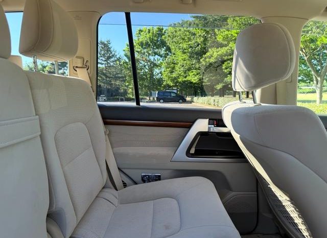 TOYOTA LAND CRUISER AX 2018 full