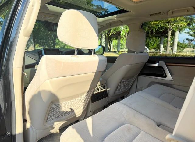 TOYOTA LAND CRUISER AX 2018 full