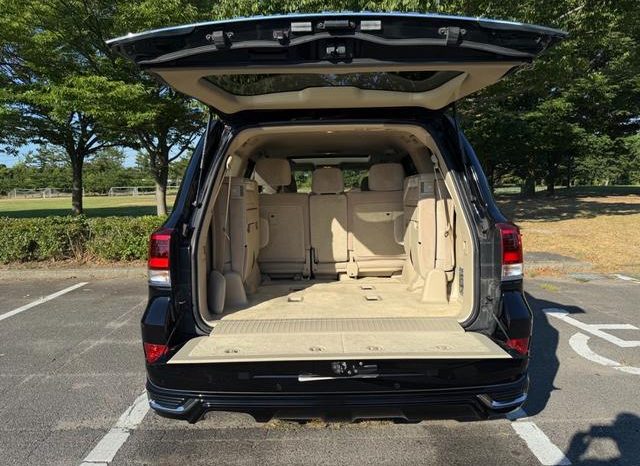 TOYOTA LAND CRUISER AX 2018 full