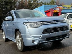MITSUBISHI OUTLANDER PHEV G NAVI PACKAGE 2014 full