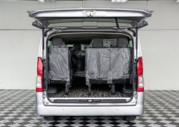 TOYOTA HIACE VAN 2019 full