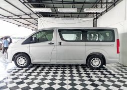 TOYOTA HIACE VAN 2019 full