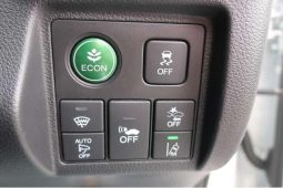Honda Vezel 1.5 Hybrid Z Honda Sensing 2016 full