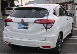 Honda Vezel 1.5 Hybrid Z Honda Sensing 2016 full