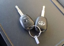 Toyota Hiace Van DX GL Package 2017 full