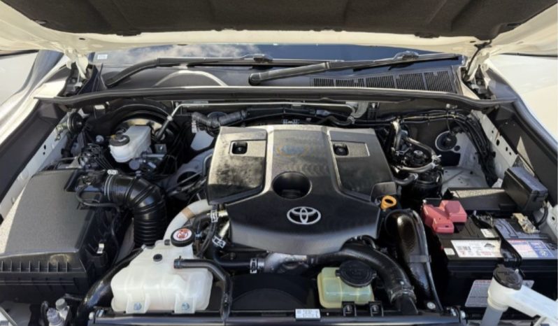 Toyota Hilux Rugged X 2019 full
