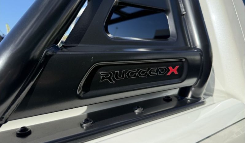 Toyota Hilux Rugged X 2019 full