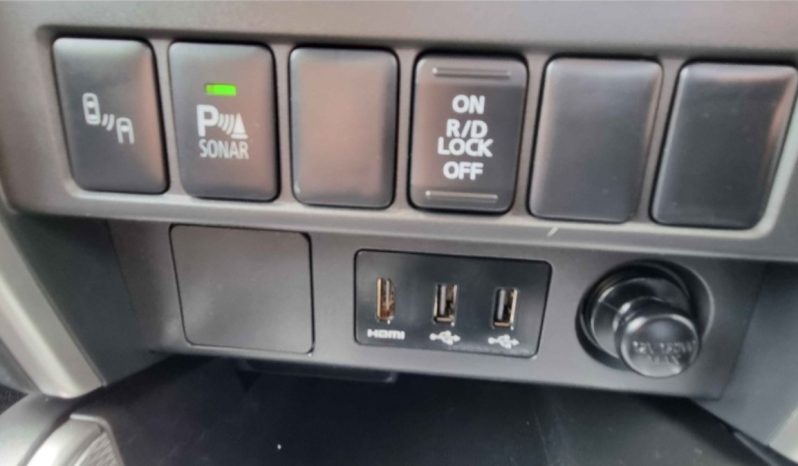 Mitsubishi Triton GLS MR  2021 full